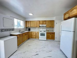 Basement Suite Kitchen - 2418 Warrenton Ave Coquitlam - Bright Lower Level