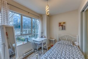 North Vancouver condo for sale Lower Lonsdale second bedroom den