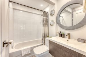 466-E-Kings-Rd-Parham-Baghaie-upper-lonsdale-north-vancouver-11