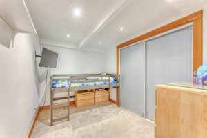 466-E-Kings-Rd-Parham-Baghaie-upper-lonsdale-north-vancouver-20