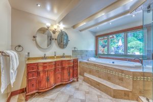 466-E-Kings-Rd-Parham-Baghaie-upper-lonsdale-north-vancouver-24