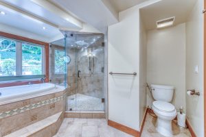 466-E-Kings-Rd-Parham-Baghaie-upper-lonsdale-north-vancouver-25