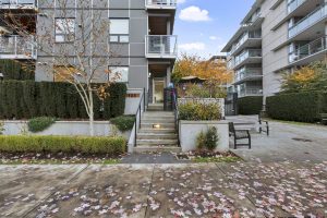 Bright Living Area – 108 717 Breslay, Coquitlam