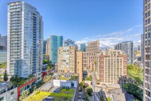 Parham-Baghaie-Downtown-Vancouver-2 (1)