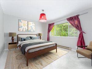 Bathroom of 3965 Braemar Place, Upper Lonsdale North Vancouver home listed by Parham Baghaie, Cheng Parham Realty Group.