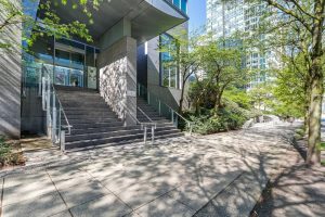 Residences on Georgia building garden outdoor amenity area – West End Vancouver condo for sale 1200 W Georgia Street